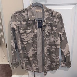 Camo Hollister jacket (lowest price)